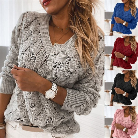 V-neck and long sleeves in openwork knit fabric
